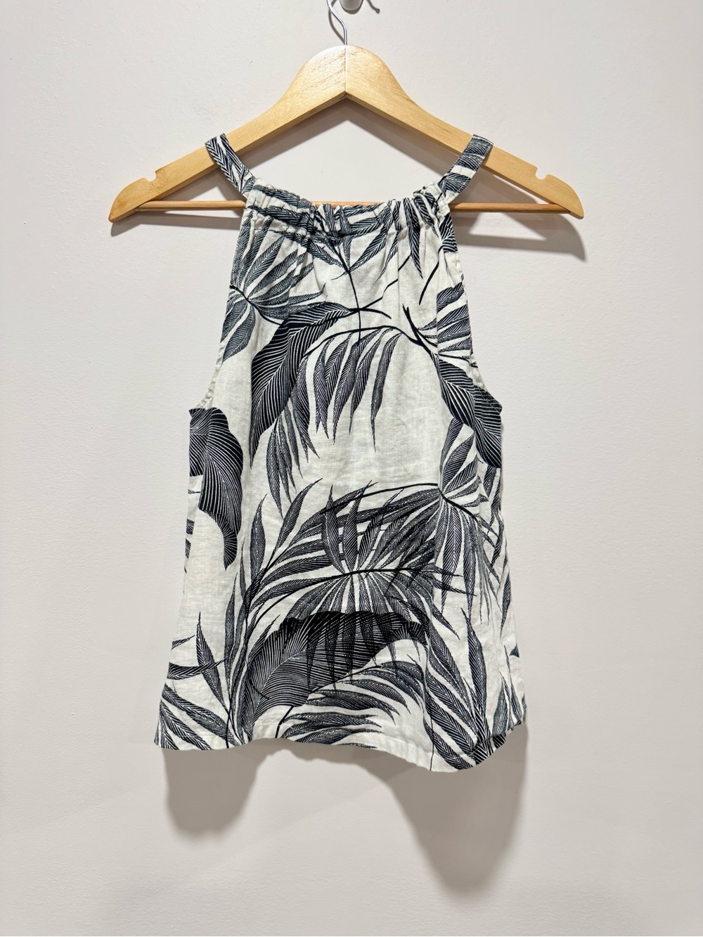 Tahari Black White Palm Print Linen Halter Top Ruffle Neck Size S